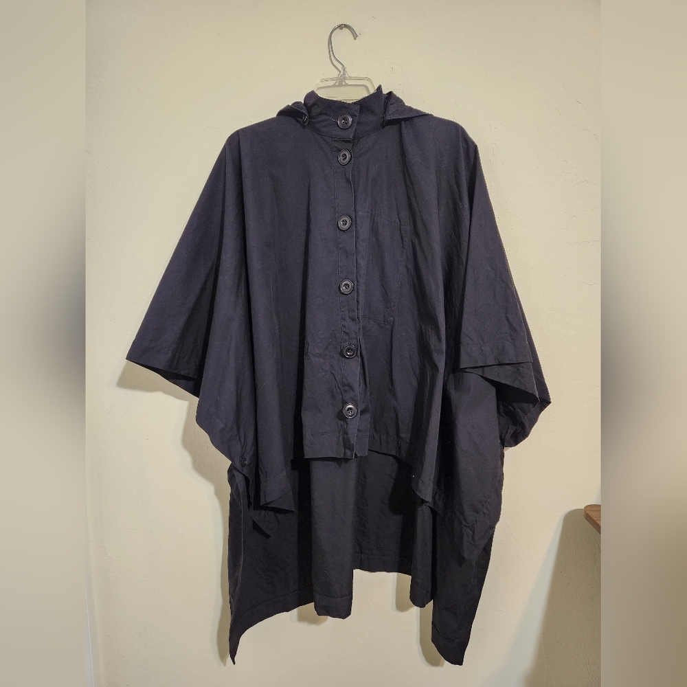 UNIQLO and Lemaire black poncho cape